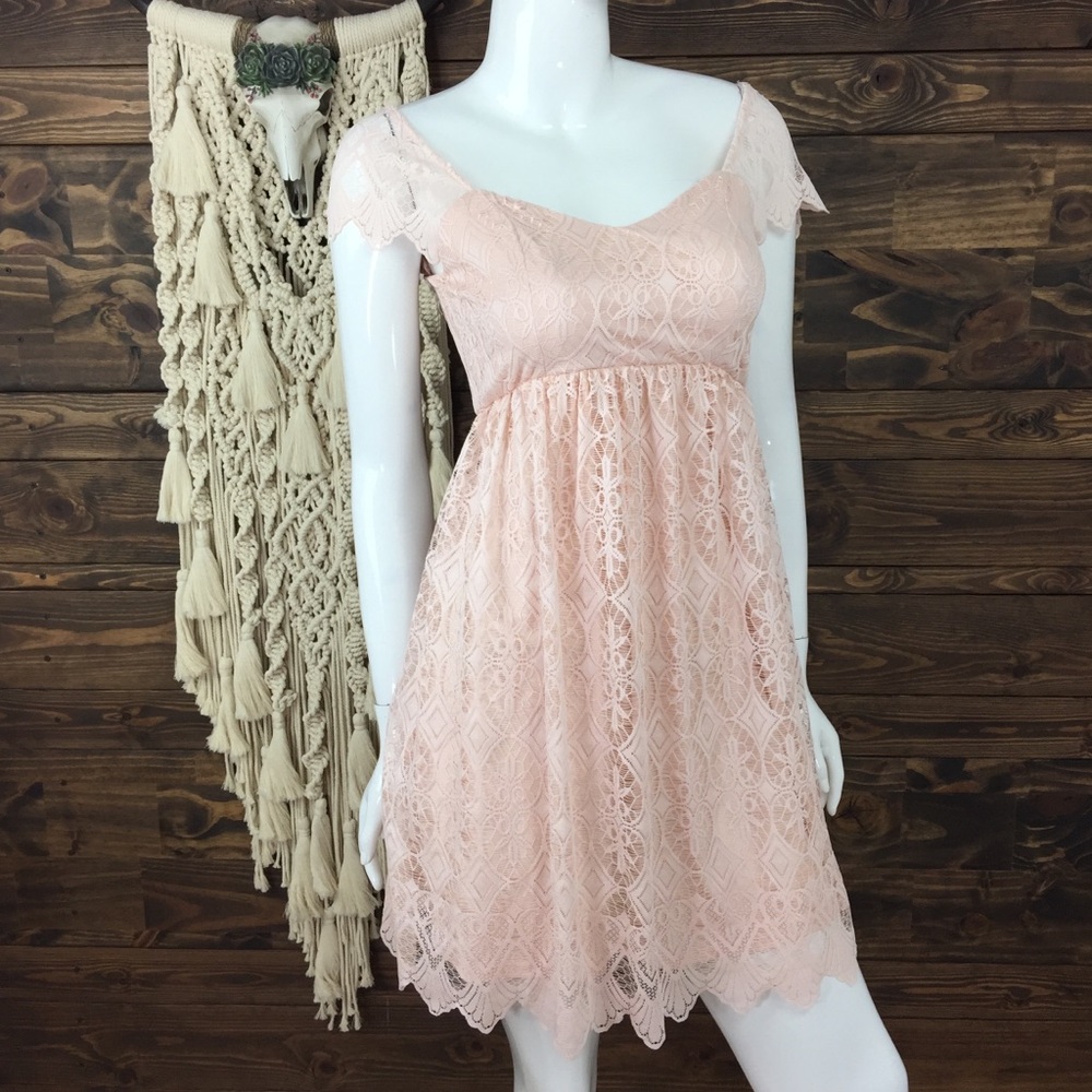 ASOS Maternity | Lace Scalloped Sweetheart Dress